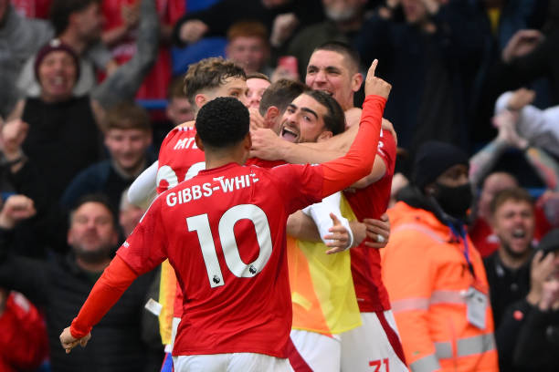 约动态将为 约动态将为